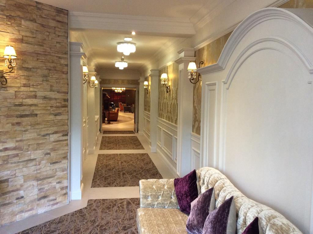 An Grianan Hotel Burt Exterior photo